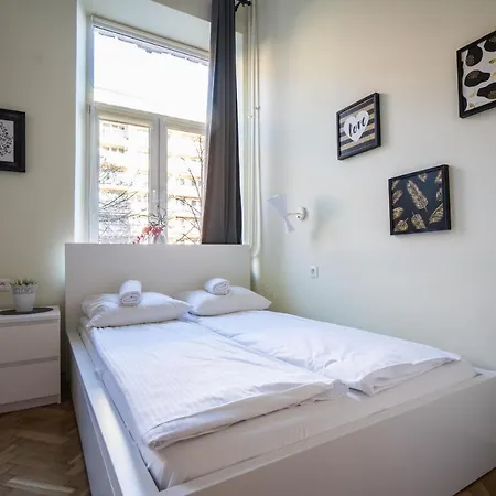 Elegant Copernicus Apartment *