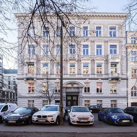 Elegant Copernicus Varsó