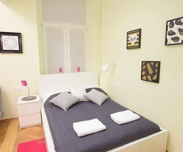 Elegant Copernicus Apartman