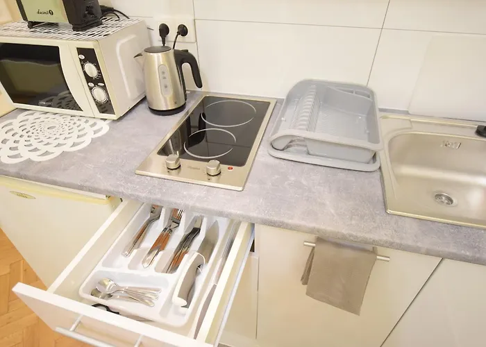 Elegant Copernicus Varsó